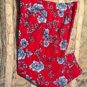 Roz & Ali Red Floral Ankle Pants with Blue Blossom Print